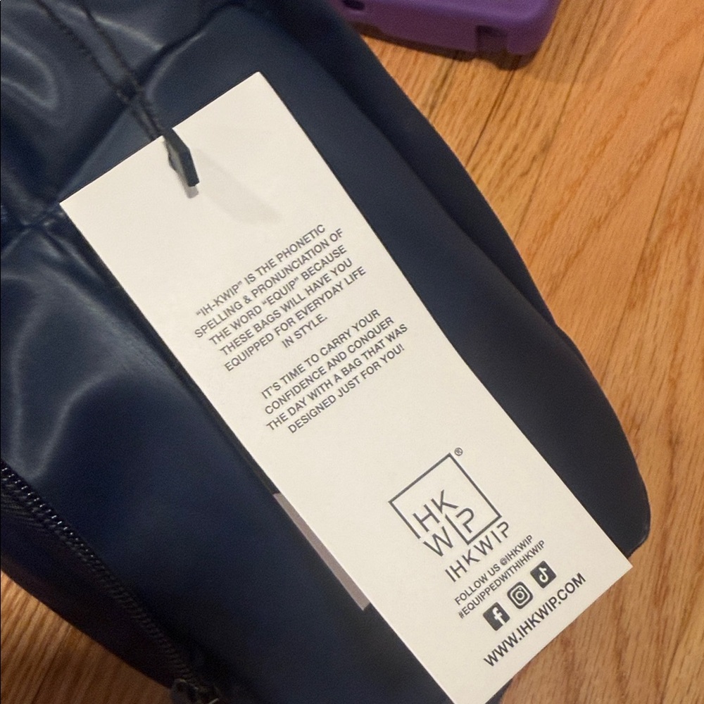 IHKWIP Navy Nylon Collapsible Toiletry Bag  for Men water repellent brand new - Picture 5 of 10